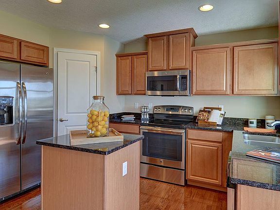 3rd image of 8152 Neverland Dr