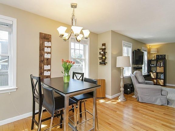 5th image of 17 Samoset Ave