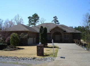 48 Loyola Dr, Hot Springs Village, AR 71909