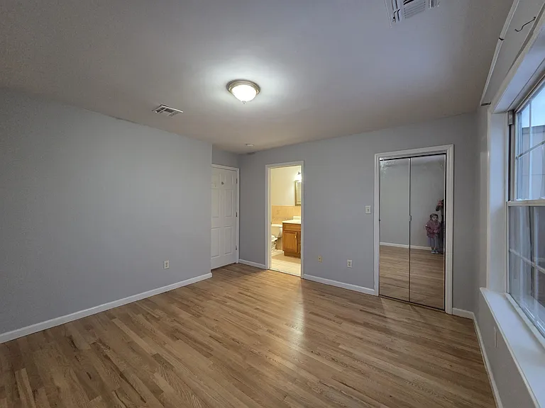 27 Jewett Ave #2 — Photo 12