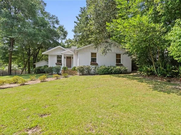 3751 Old Shell Rd, Mobile, AL 36608