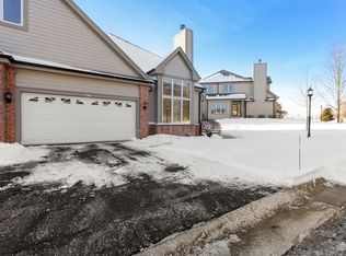 3417 Brightside Rd, Waukesha, WI 53188