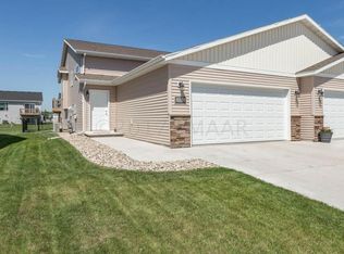 1328 4th St NW, West Fargo, ND 58078