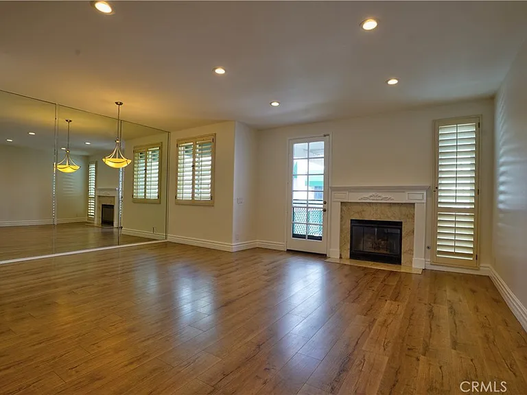 7401 Seabluff Dr #103 — Photo 2