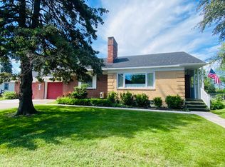 811 E 4th Ave, Sault Sainte Marie, MI 49783