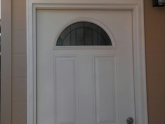 4th image of 743 Harris Ave #1