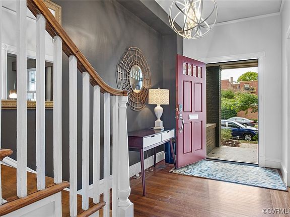 2nd image of 3010 Kensington Ave