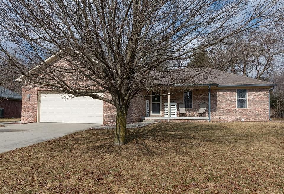 1st image of 338 David Dr