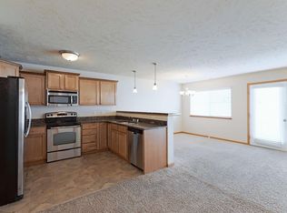 6025 Laroche Rd, Lincoln, NE 68526