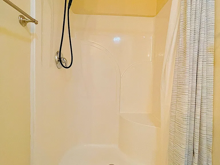23 Church St #4 — Photo 51