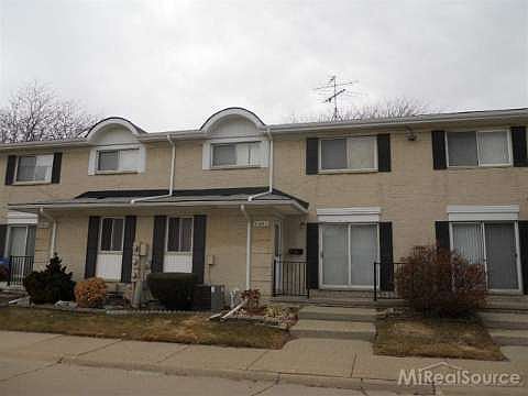 1st image of 41843 Langley Dr