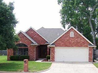 3301 Fox Hollow Rd, Duncan, OK 73533