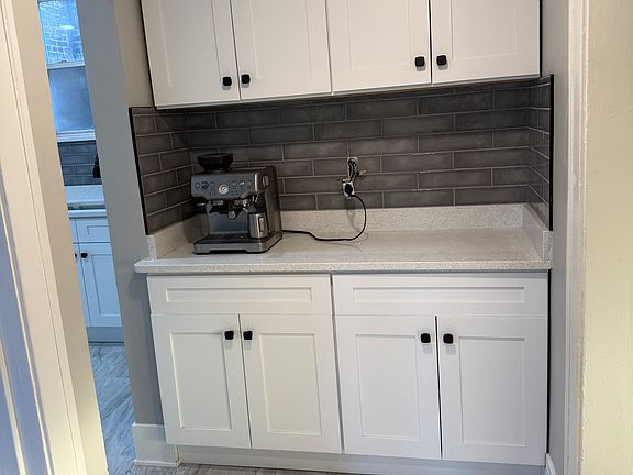 5th image of 8337 S Ingleside Ave #3-1-2