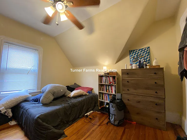 21 Chandler St #33 — Photo 6