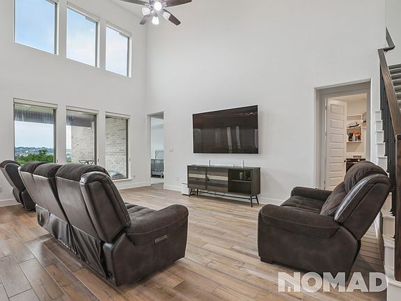 5th image of 433 Terra Manor Trl