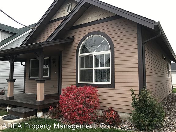 2nd image of 4438 Addington Dr