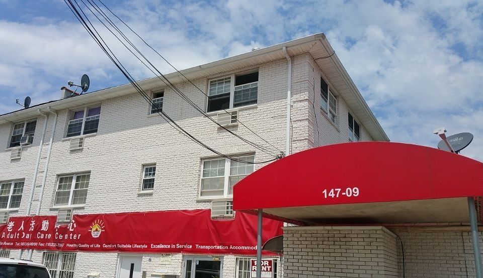 1st image of 14709 Elm Ave