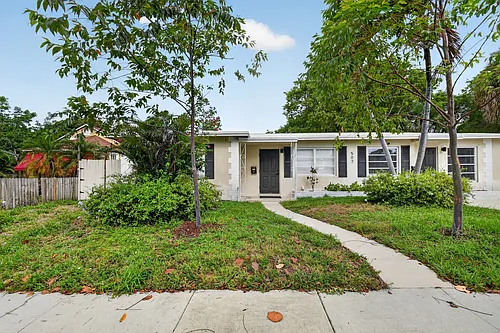 507 S L St #C Photo 1