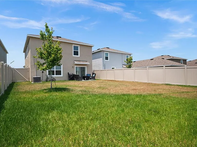17032 Oval Rum Dr — Photo 46