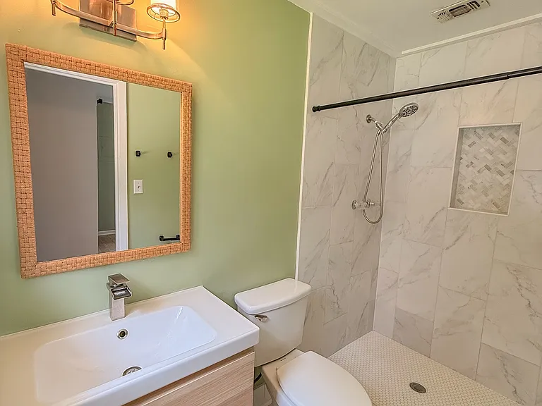 4093 E Johnson Ave — Photo 16