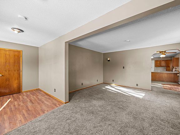 5th image of 312 N Washington St