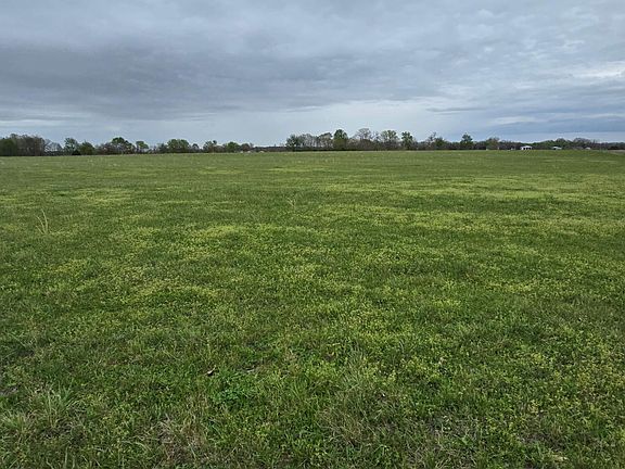 3rd image of 000 Adams Lane