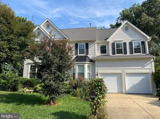 4004 Crestar Ct, Fairfax, VA 22032