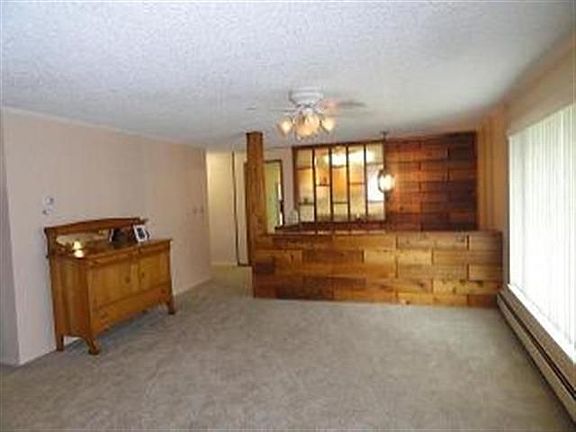 4th image of 207 B St