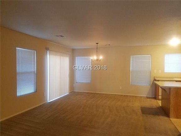 2nd image of 555 Primrose Hill Ave #0