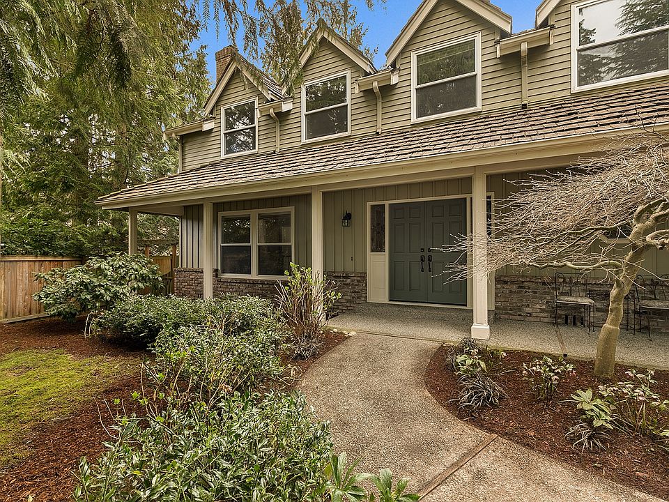 1st image of 3815 207th Pl NE