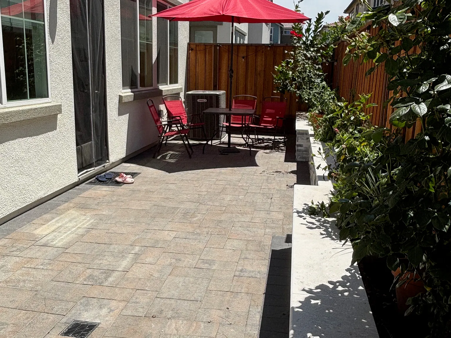 4 bed, 2084 sqft, $3,345 — Photo 4