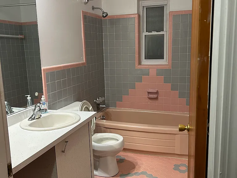 2506 Canterbury Ave #1 — Photo 6