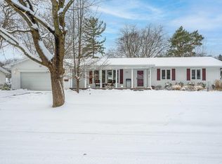 713 Wilson Dr, Midland, MI