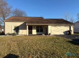 2013 S Buckingham Ct, Defiance, OH 43512