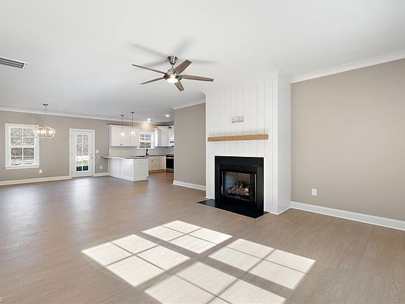 4th image of 6947 Orchard Path Dr