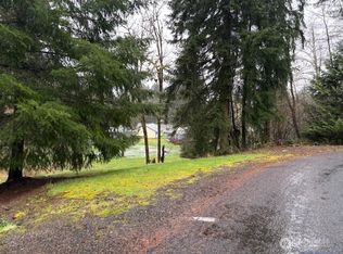 124 Chief Kiona Rd, Silver Creek, WA 98585