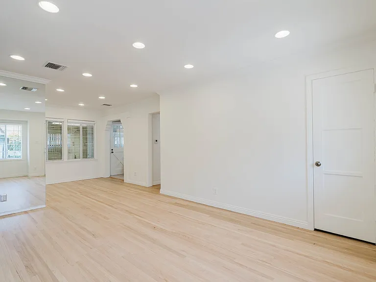 6024 Coldwater Canyon Ave — Photo 5