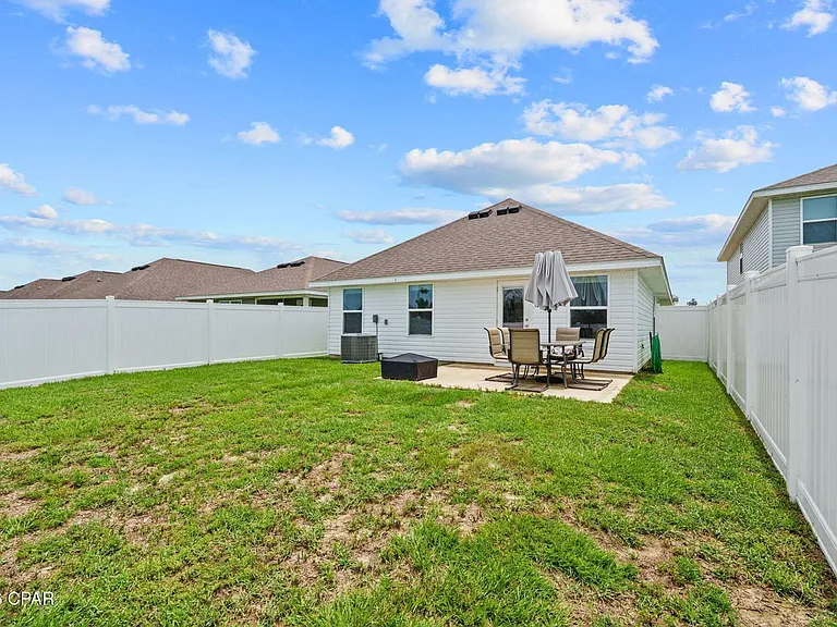 6619 Atkins Rd — Photo 15