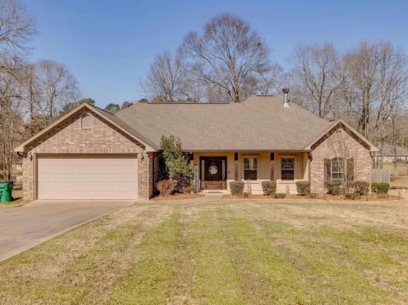 146 Laguna Villas Dr, Calhoun, LA 71225