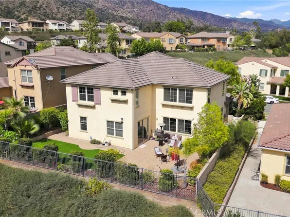 858 E Manresa Dr, Azusa, CA 91702