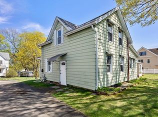 27 Pine St, West Springfield, MA 01089