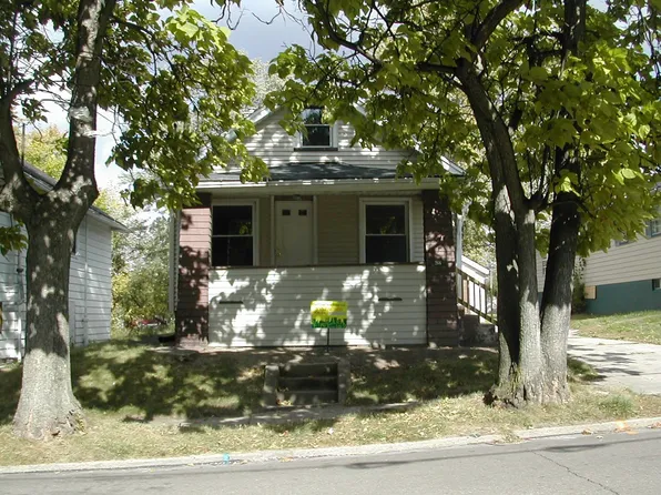 266 Tremble Ave, Campbell, OH 44405