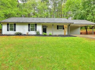 2840 Round Ridge Rd, Loganville, GA 30052