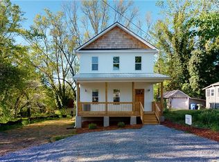 65 Deaverview Rd, Asheville, NC 28806