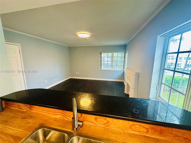 600 Euclid Ave #4B — Photo 14