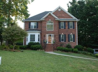 6330 Armsby Rd, Clemmons, NC 27012