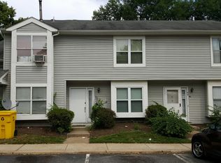 92 Woodlake Manor Dr, Lakewood, NJ 08701