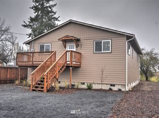 881 NW Lakes St, Chehalis, WA 98532