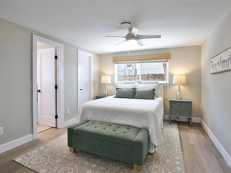 211 Island Cir — Photo 19