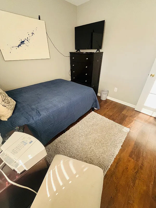 Keeping It Simple — Photo 1